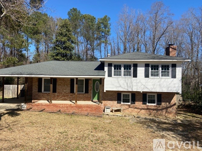 Source URL: https://prod-avail.s3.amazonaws.com/public_images/40066159/listing/0_(2).jpg