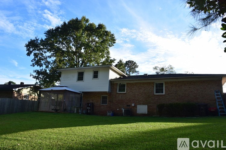 Source URL: https://prod-avail.s3.amazonaws.com/public_images/40066160/listing/0_(7).JPG