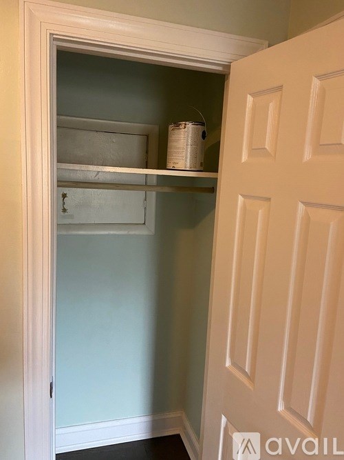 Source URL: https://prod-avail.s3.amazonaws.com/public_images/40066176/listing/3_(21).jpg