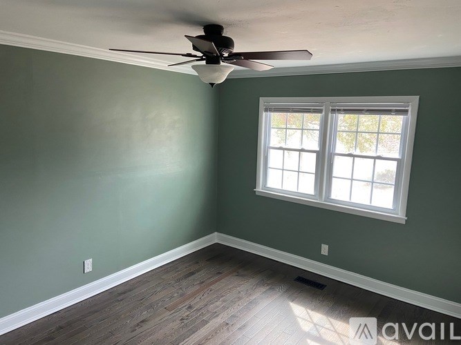 Source URL: https://prod-avail.s3.amazonaws.com/public_images/40066175/listing/3_(23).jpg