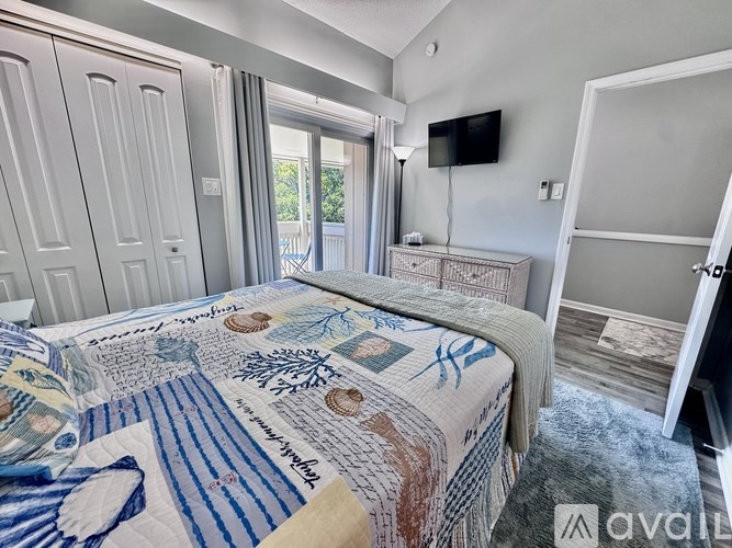 Source URL: https://prod-avail.s3.amazonaws.com/public_images/41500151/listing/IMG_3244.jpeg