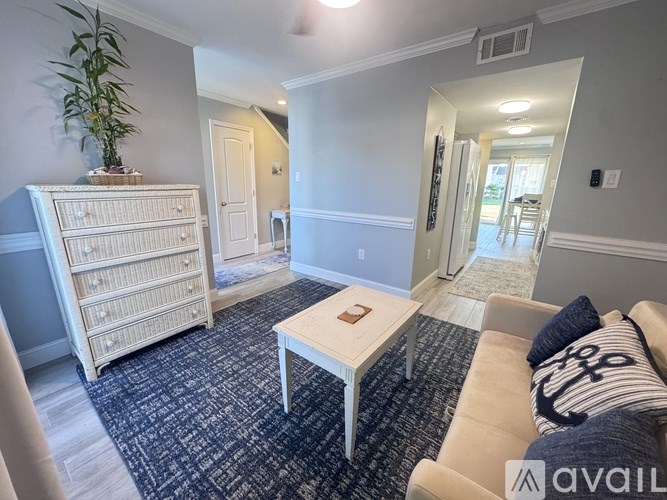 Source URL: https://prod-avail.s3.amazonaws.com/public_images/41499938/listing/IMG_3229.jpeg