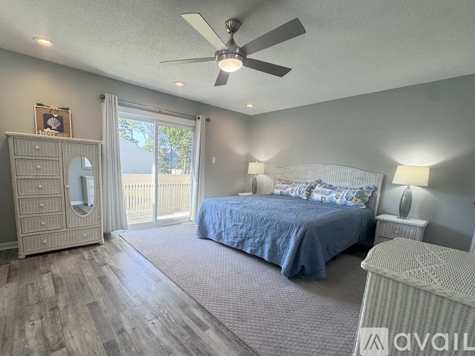 Source URL: https://prod-avail.s3.amazonaws.com/public_images/41500025/listing/IMG_3175.jpeg