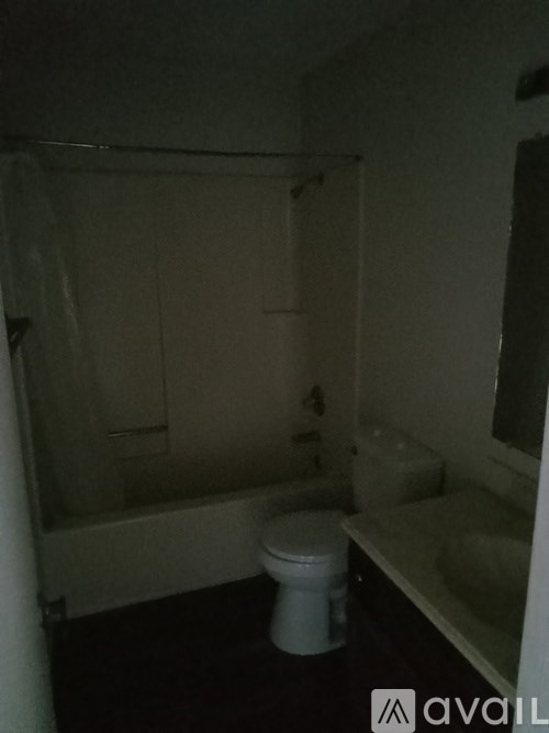 Source URL: https://prod-avail.s3.amazonaws.com/public_images/41504809/listing/20241213_152108.jpg