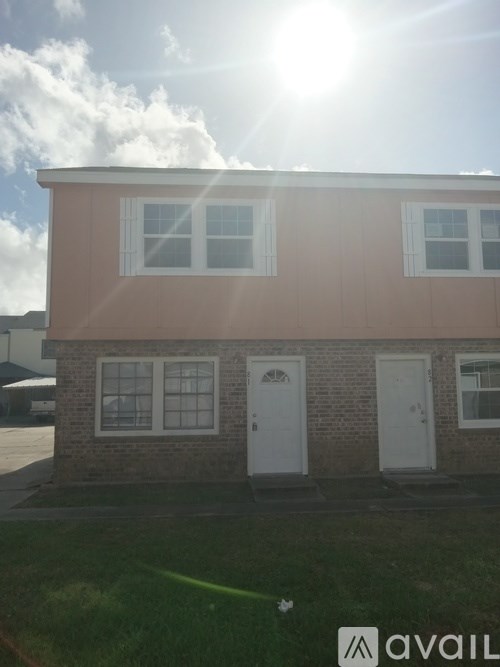 Source URL: https://prod-avail.s3.amazonaws.com/public_images/41504812/listing/20241216_125700.jpg