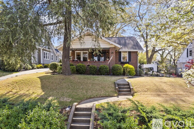 Source URL: https://prod-avail.s3.amazonaws.com/public_images/40190259/listing/2-web-or-mls-02-Grove.jpg