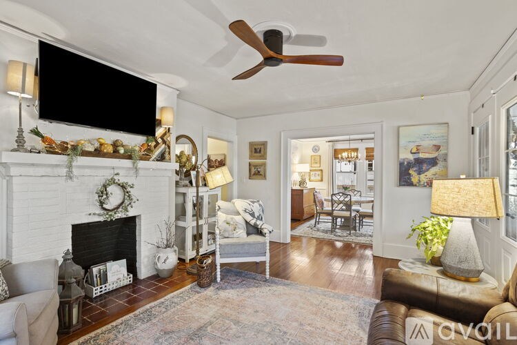 Source URL: https://prod-avail.s3.amazonaws.com/public_images/40190267/listing/10-web-or-mls-10-Grove.jpg