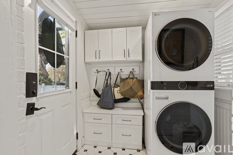 Source URL: https://prod-avail.s3.amazonaws.com/public_images/40190272/listing/18-web-or-mls-18-Grove.jpg