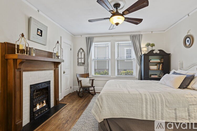 Source URL: https://prod-avail.s3.amazonaws.com/public_images/40190275/listing/20-web-or-mls-20-Grove.jpg