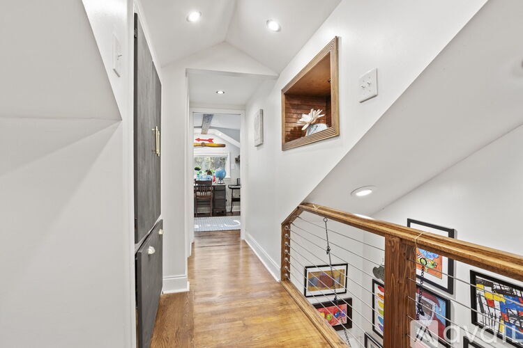 Source URL: https://prod-avail.s3.amazonaws.com/public_images/40190291/listing/31-web-or-mls-31-Grove.jpg