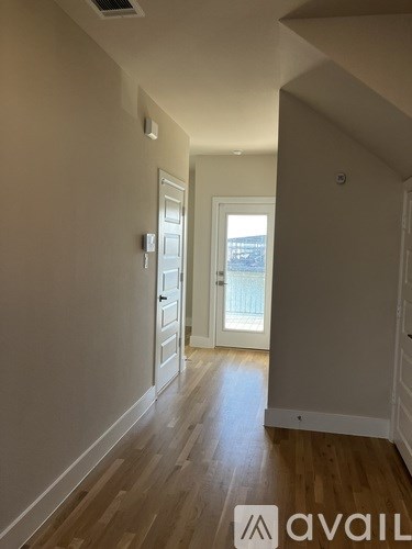 Source URL: https://prod-avail.s3.amazonaws.com/public_images/41499869/listing/entrance.JPEG