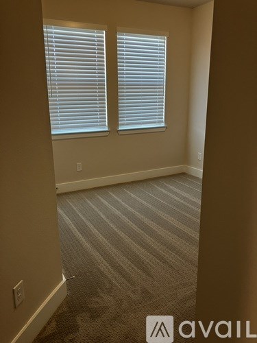 Source URL: https://prod-avail.s3.amazonaws.com/public_images/41499880/listing/2nd_bdrm.JPEG