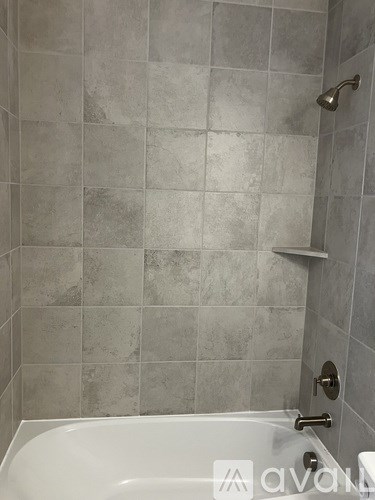 Source URL: https://prod-avail.s3.amazonaws.com/public_images/41499902/listing/tile_tub-shower_1st_level.JPEG