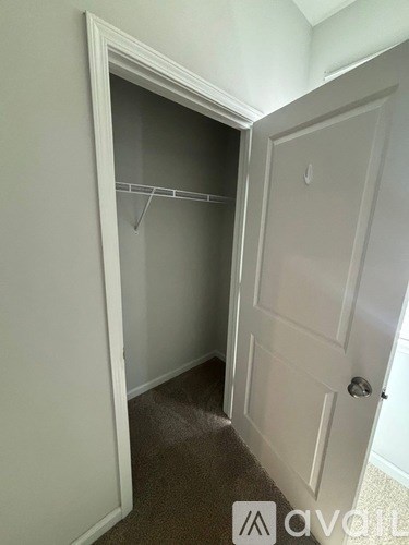 Source URL: https://prod-avail.s3.amazonaws.com/public_images/41506282/listing/IMG_9621.jpeg