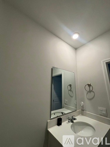 Source URL: https://prod-avail.s3.amazonaws.com/public_images/41506283/listing/IMG_9619.jpeg