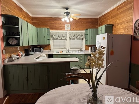 1718 E Lee St 1 Apartment for Rent