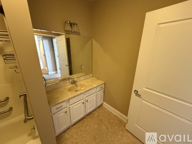 Source URL: https://prod-avail.s3.amazonaws.com/public_images/41501662/listing/IMG_9092.jpeg