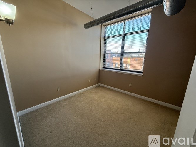 Source URL: https://prod-avail.s3.amazonaws.com/public_images/41501655/listing/IMG_9093.jpeg