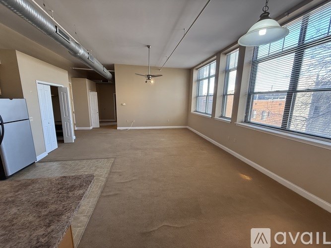 Source URL: https://prod-avail.s3.amazonaws.com/public_images/41501661/listing/IMG_9085.jpeg