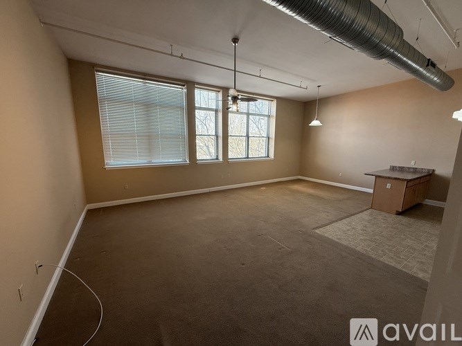 Source URL: https://prod-avail.s3.amazonaws.com/public_images/41501653/listing/IMG_9079.jpeg