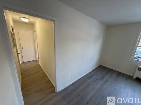 Source URL: https://prod-avail.s3.amazonaws.com/public_images/41500825/listing/IMG_9045.jpeg