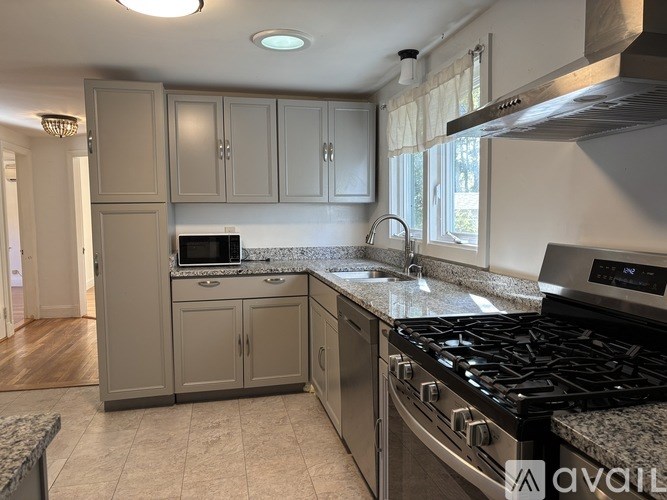 Source URL: https://prod-avail.s3.amazonaws.com/public_images/41501931/listing/IMG_6890.jpeg