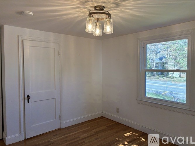 Source URL: https://prod-avail.s3.amazonaws.com/public_images/41501928/listing/IMG_6903.jpeg