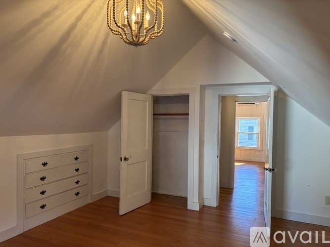 Source URL: https://prod-avail.s3.amazonaws.com/public_images/41501925/listing/IMG_6914.jpeg