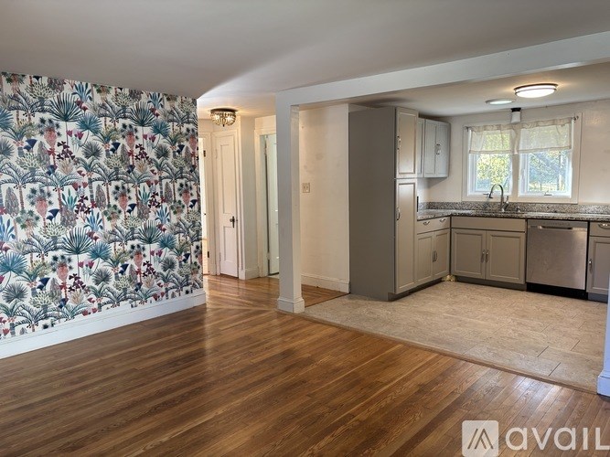 Source URL: https://prod-avail.s3.amazonaws.com/public_images/41501936/listing/IMG_6896.jpeg