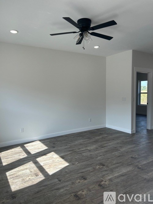 Source URL: https://prod-avail.s3.amazonaws.com/public_images/41496066/listing/IMG_3970.jpg