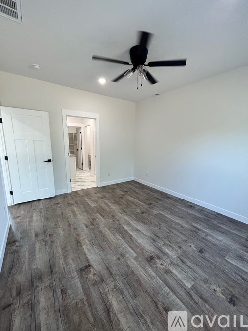 Source URL: https://prod-avail.s3.amazonaws.com/public_images/41496071/listing/IMG_3976.jpg