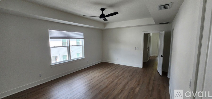 Source URL: https://prod-avail.s3.amazonaws.com/public_images/41511179/listing/20250927_165843.jpg