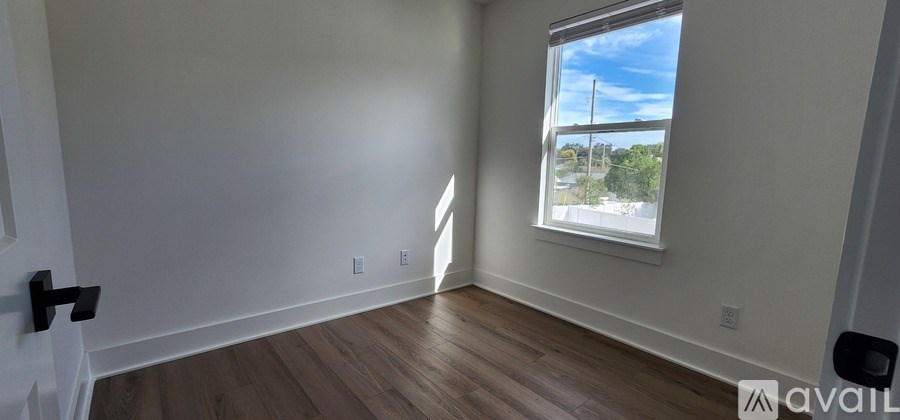 Source URL: https://prod-avail.s3.amazonaws.com/public_images/41511196/listing/20250927_165058.jpg