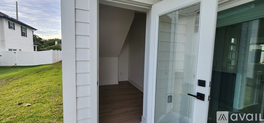 Source URL: https://prod-avail.s3.amazonaws.com/public_images/41511199/listing/20250927_170634.jpg