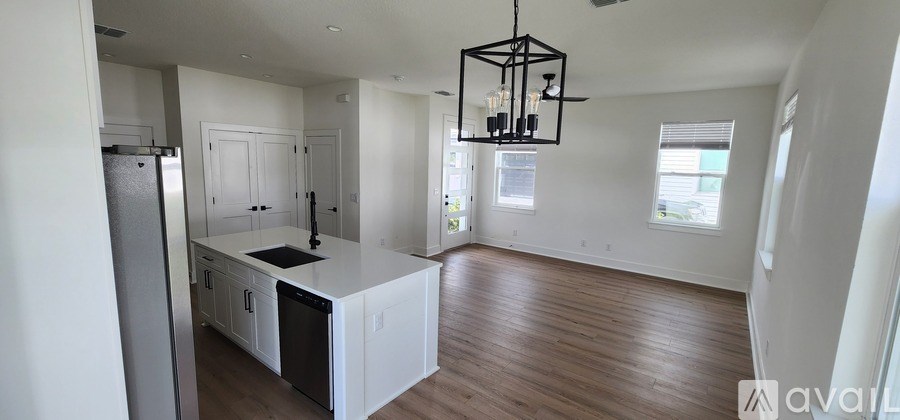 Source URL: https://prod-avail.s3.amazonaws.com/public_images/41511178/listing/20250927_164702.jpg