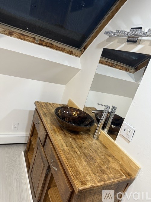 Source URL: https://prod-avail.s3.amazonaws.com/public_images/41507570/listing/IMG_6741.jpeg