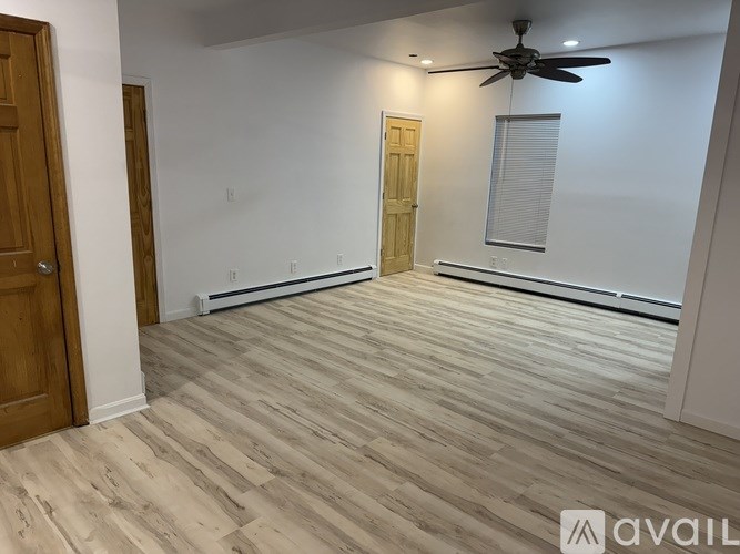 Source URL: https://prod-avail.s3.amazonaws.com/public_images/41507557/listing/IMG_6751.jpeg