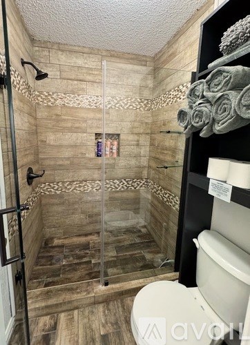 Source URL: https://prod-avail.s3.amazonaws.com/public_images/41456301/listing/Bath4.jpg