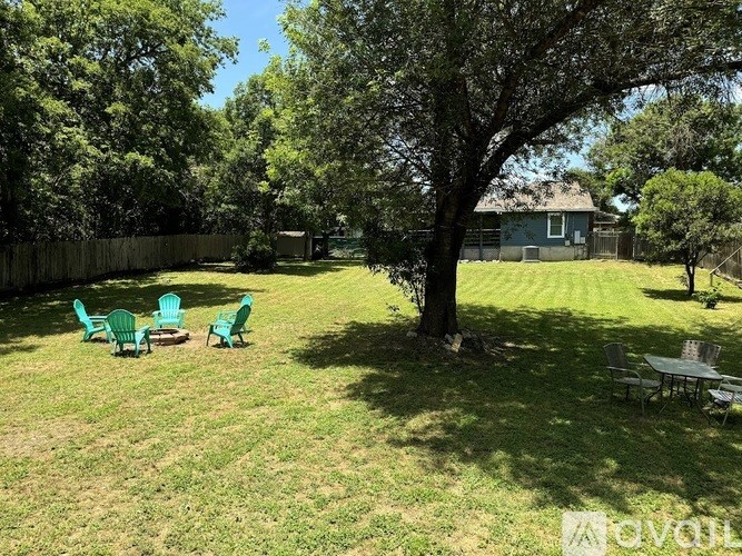 Source URL: https://prod-avail.s3.amazonaws.com/public_images/41456310/listing/Backyard2.jpg