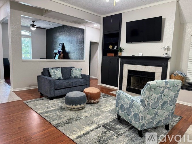 Source URL: https://prod-avail.s3.amazonaws.com/public_images/41456352/listing/Living.jpg