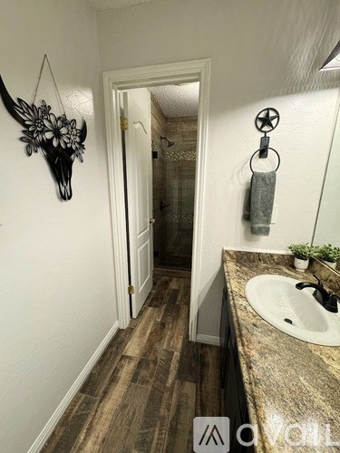 Source URL: https://prod-avail.s3.amazonaws.com/public_images/41456297/listing/Bath.jpg