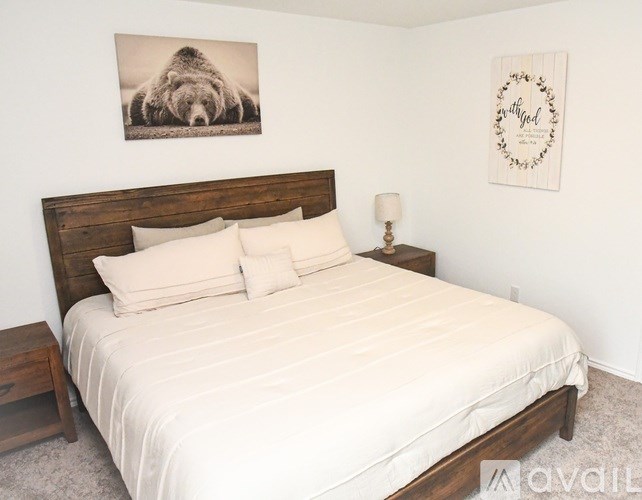 Source URL: https://prod-avail.s3.amazonaws.com/public_images/41453694/listing/Killdeer3.jpg