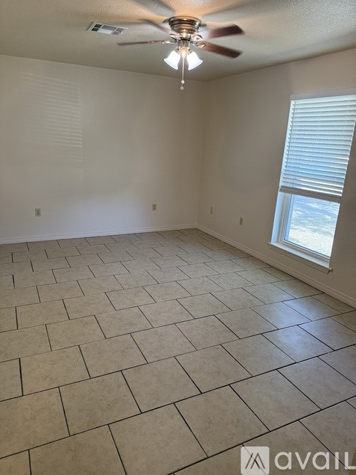 Source URL: https://prod-avail.s3.amazonaws.com/public_images/41511000/listing/IMG_0516.jpeg