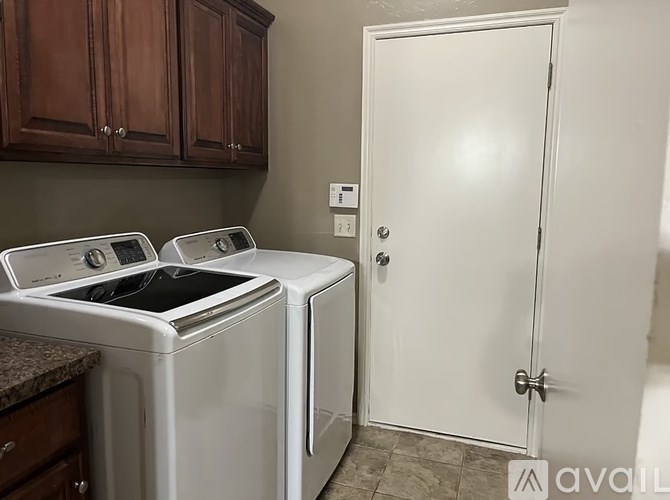 Source URL: https://prod-avail.s3.amazonaws.com/public_images/41499731/listing/IMG_0544.jpeg