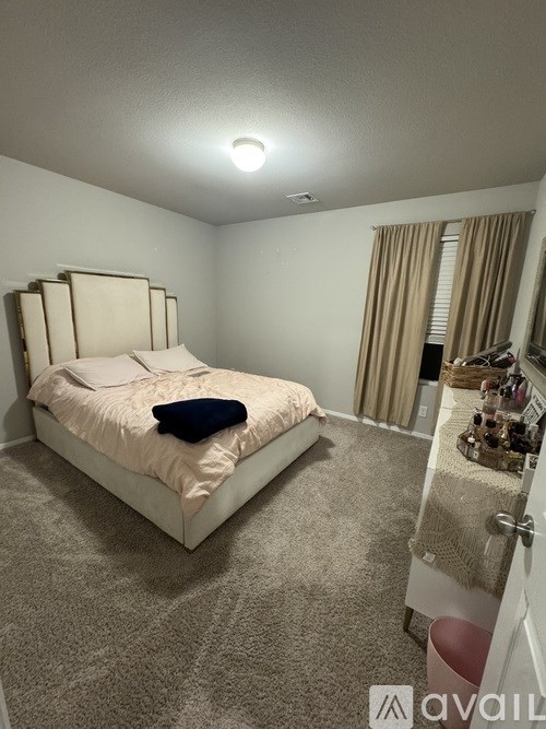 Source URL: https://prod-avail.s3.amazonaws.com/public_images/41488384/listing/IMG_4149.jpeg