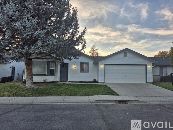 Source URL: https://prod-avail.s3.amazonaws.com/public_images/41514084/listing/1000019360.jpg