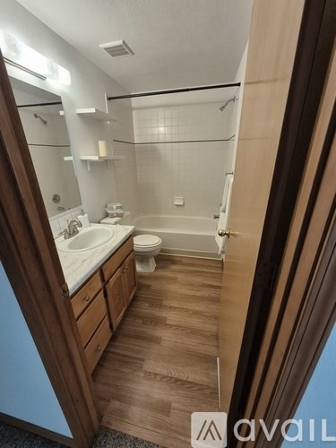 Source URL: https://prod-avail.s3.amazonaws.com/public_images/41514121/listing/1000019055.jpg