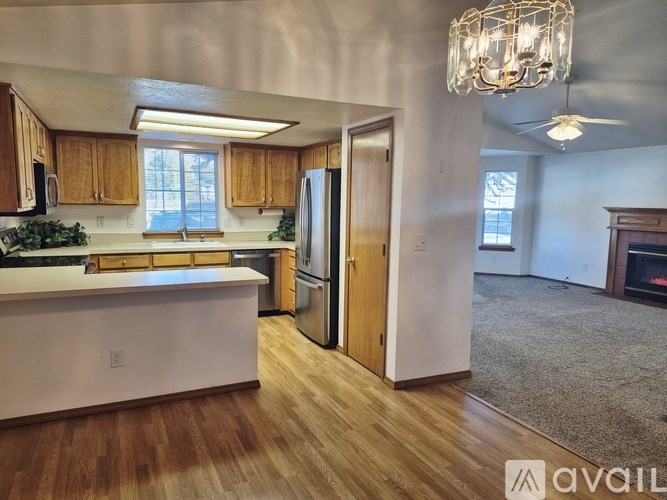 Source URL: https://prod-avail.s3.amazonaws.com/public_images/41514110/listing/1000019357.jpg