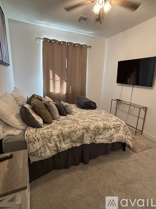 Source URL: https://prod-avail.s3.amazonaws.com/public_images/41510810/listing/IMG_0306.jpeg