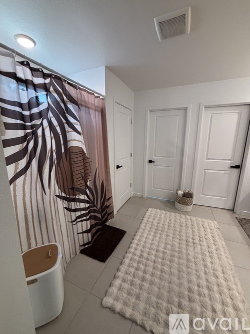 Source URL: https://prod-avail.s3.amazonaws.com/public_images/41510809/listing/IMG_0320.jpeg